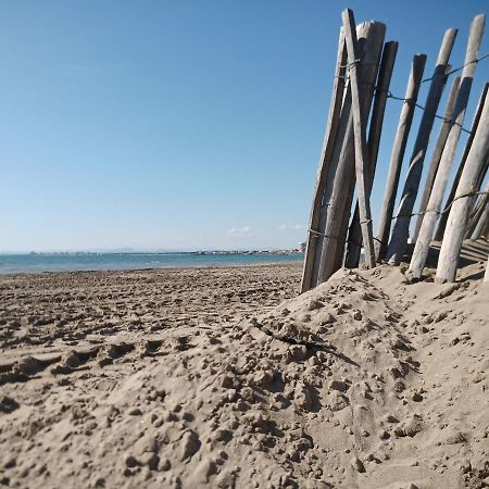 Grand Studio Au Grau-Du-Roi Proche Seaquarium Et Plage Le Grau-du-Roi Ngoại thất bức ảnh